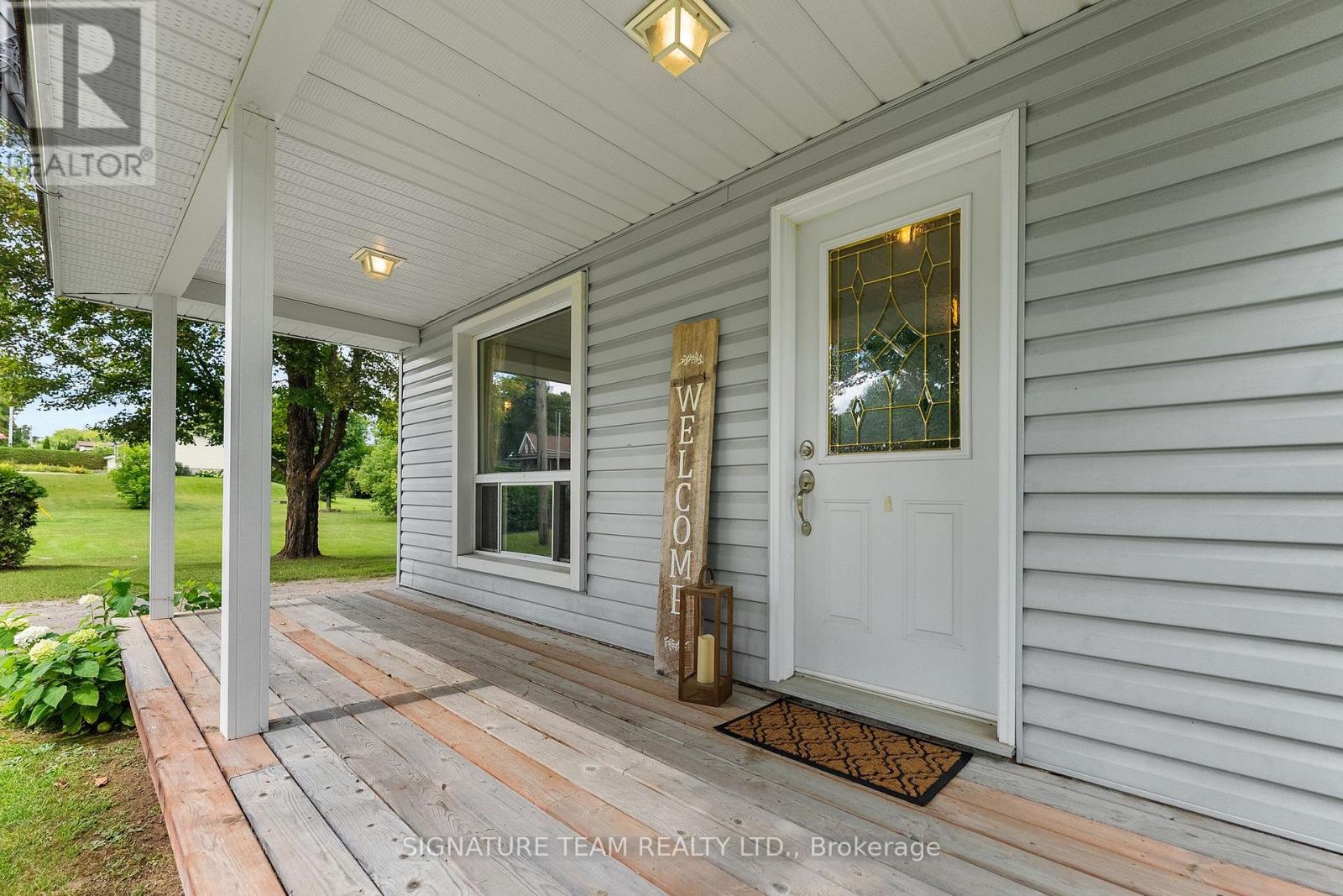 1208 AUGSBURG ROAD N - Image 4