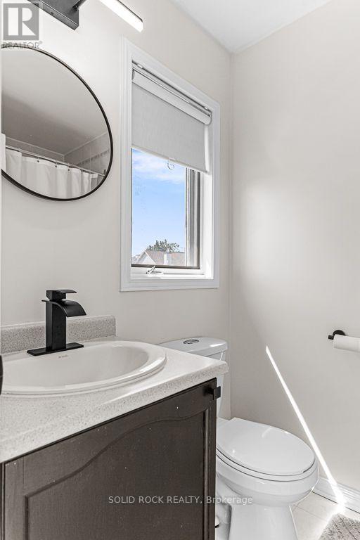 49 LONGSHIRE CIRCLE - Image 20