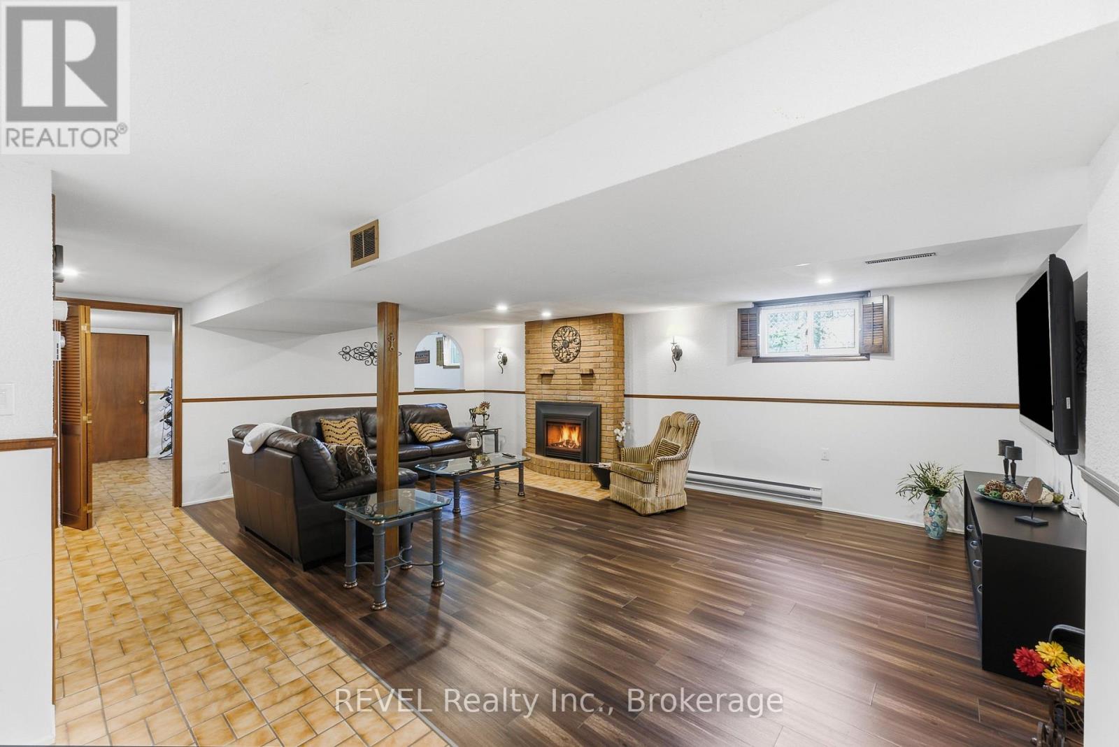 36 RAMSEY STREET - 27