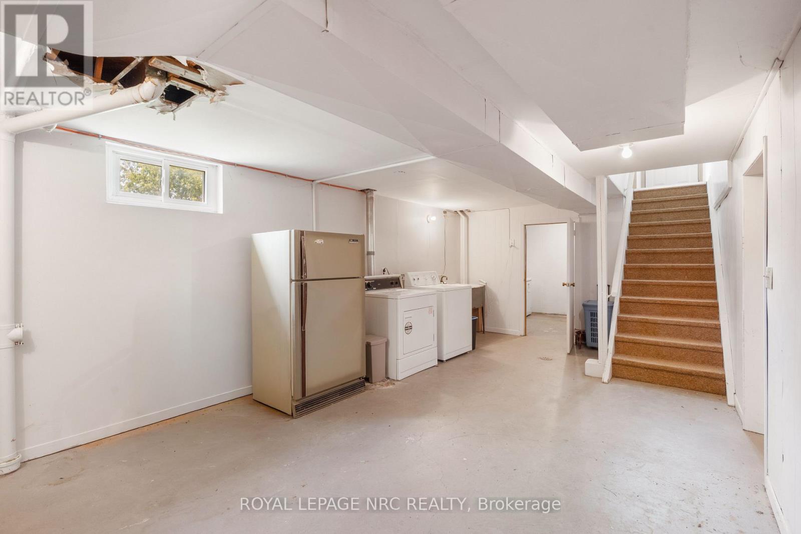 7427 MERRITT AVENUE - Image 21