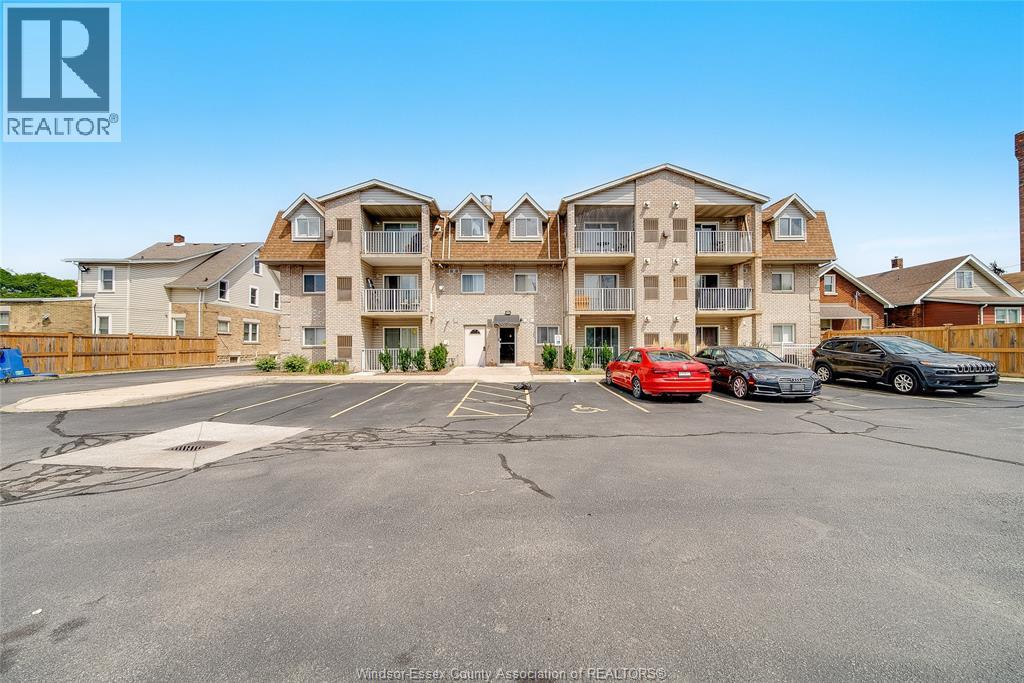 #204 1323 LANGLOIS AVENUE - Image 25