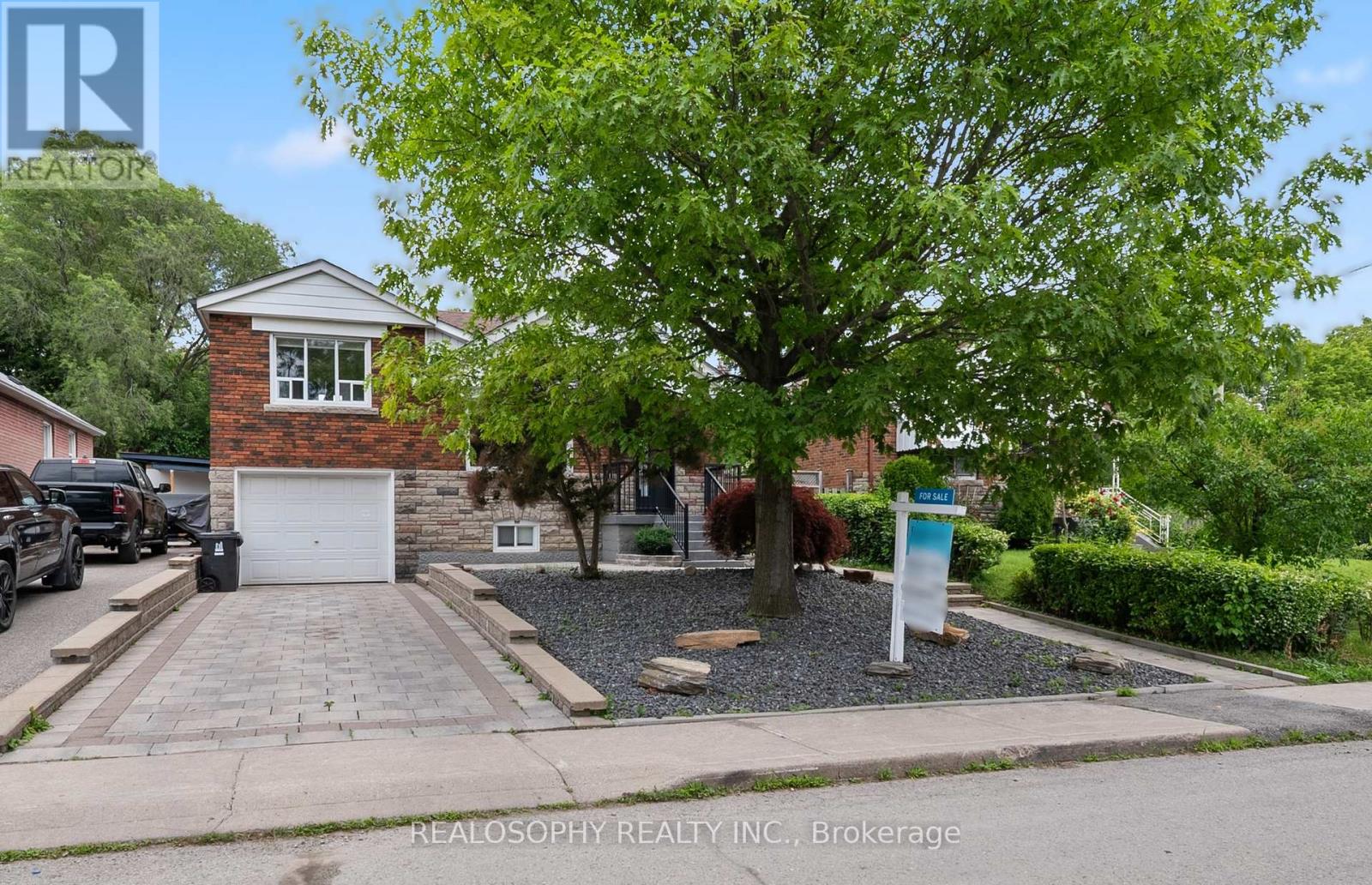 Photo of 69 Squires Avenue