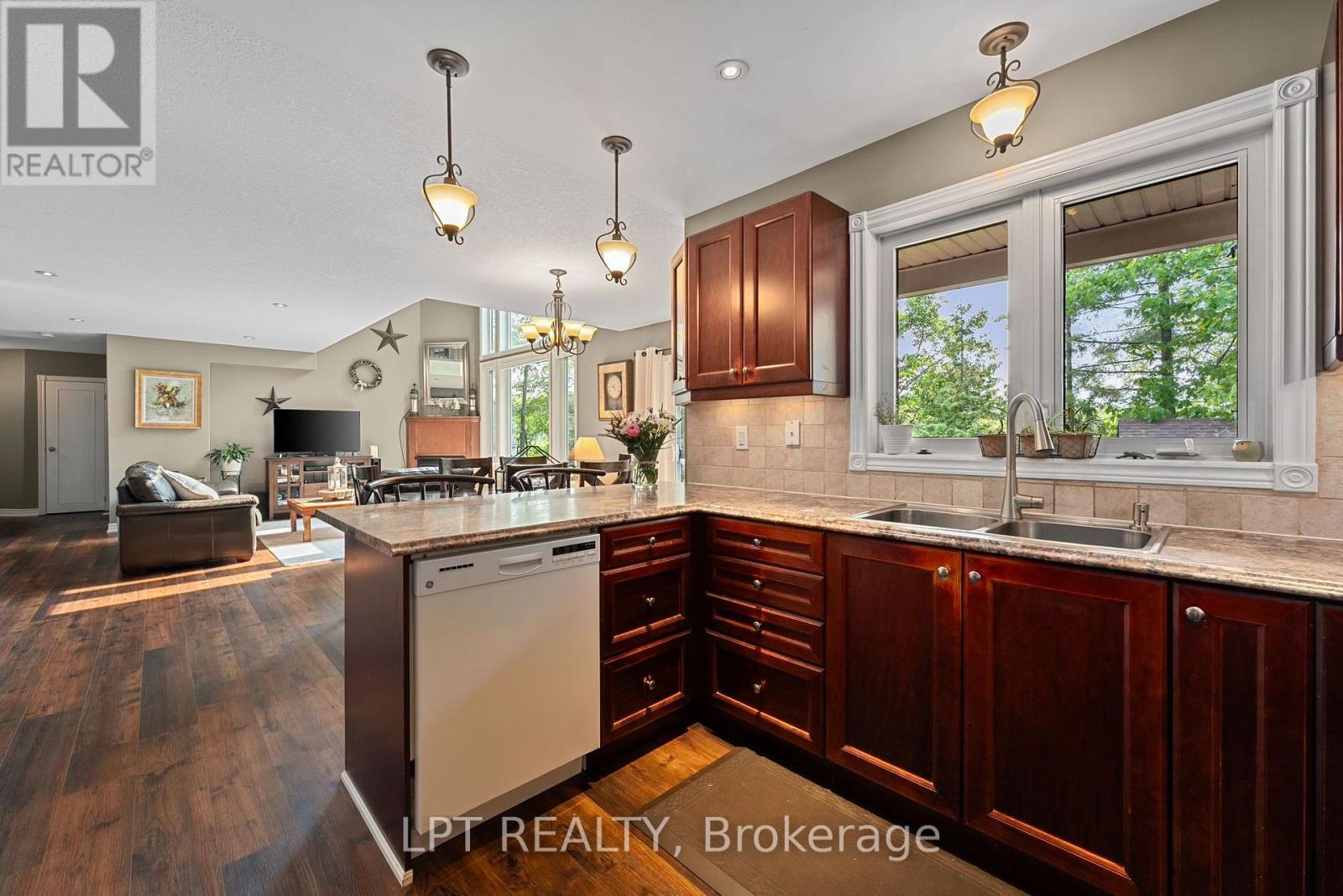 2 BIRCH KNOLL ROAD - Image 17