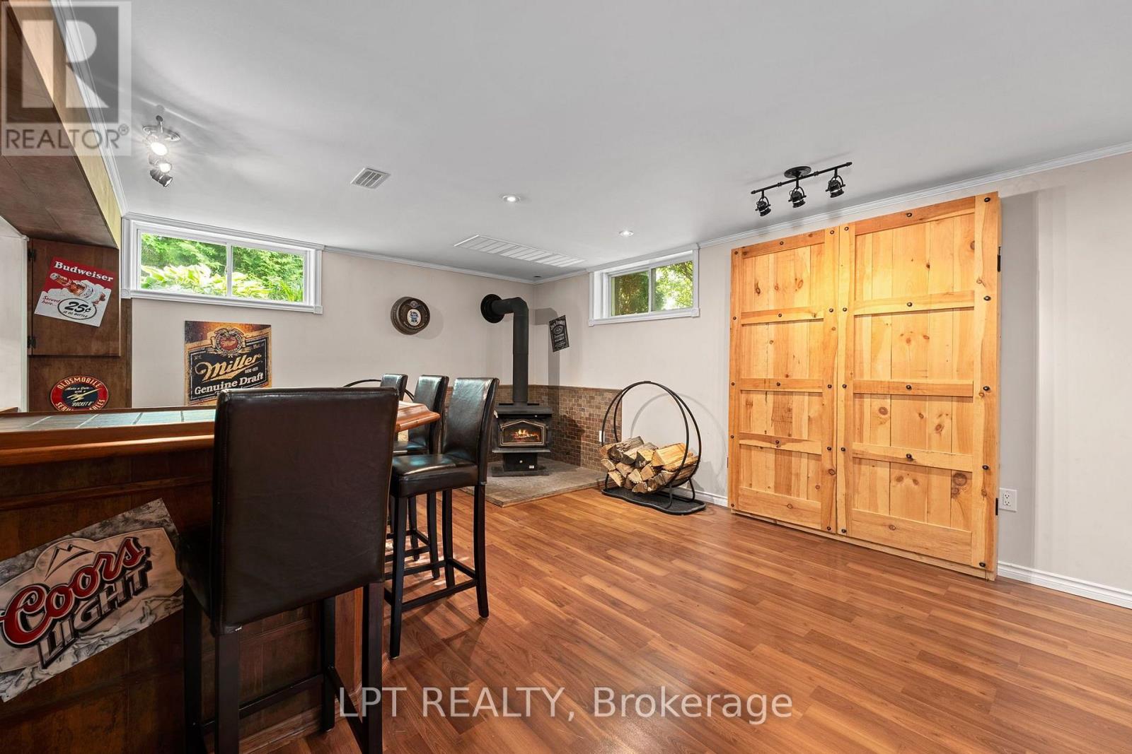 2 BIRCH KNOLL ROAD - 32
