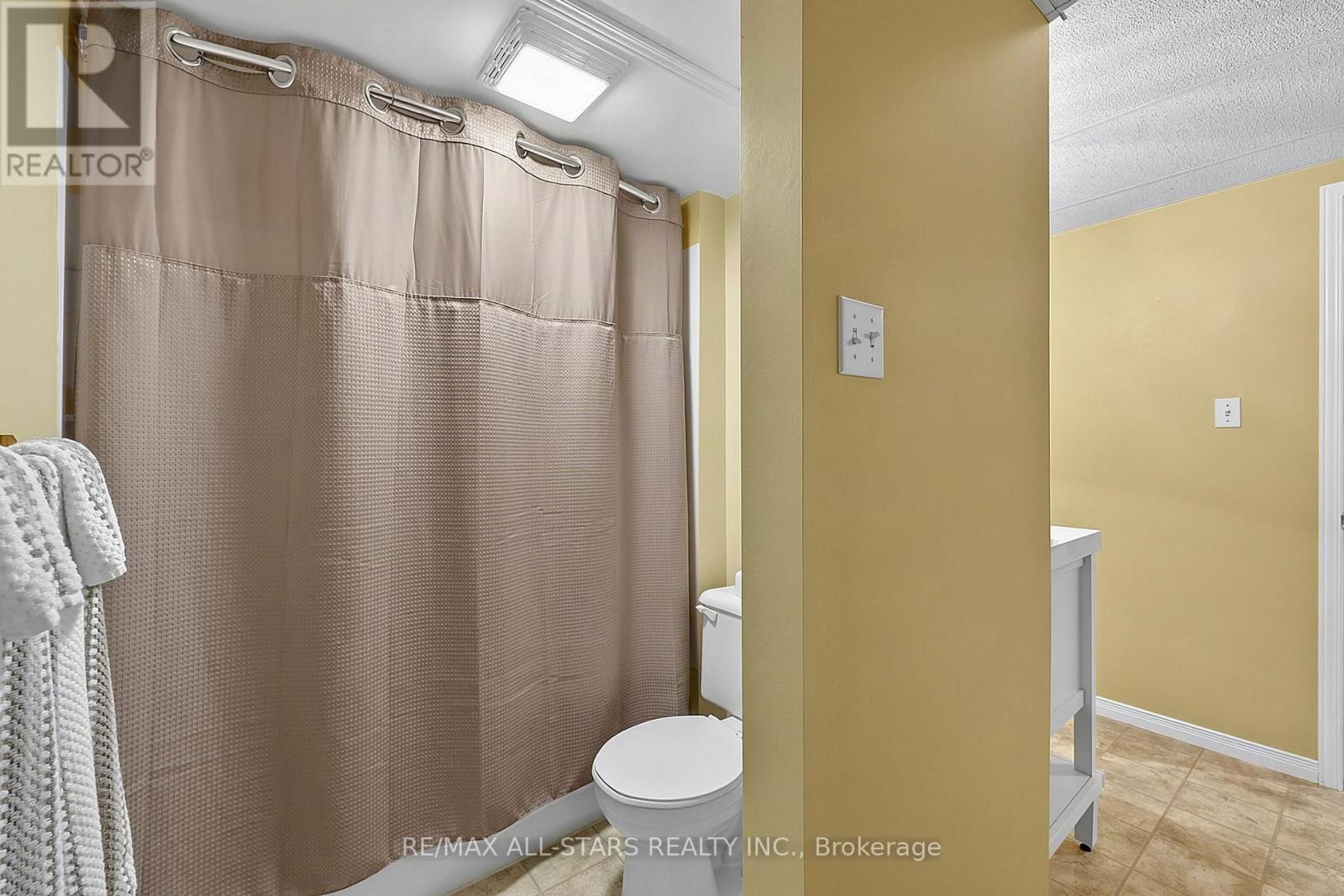 117 RIVERGLEN DRIVE - Image 31