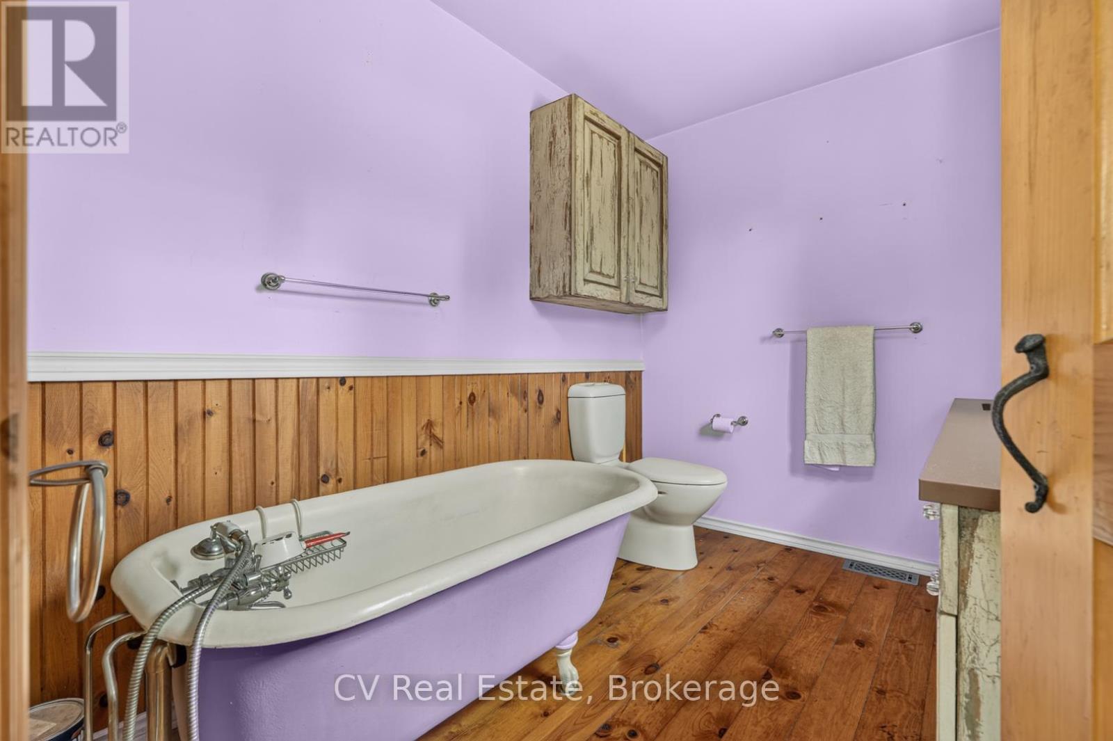 625 CHETWYND ROAD - Image 24