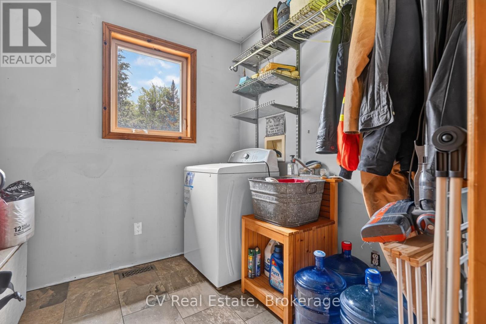 625 CHETWYND ROAD - Image 28