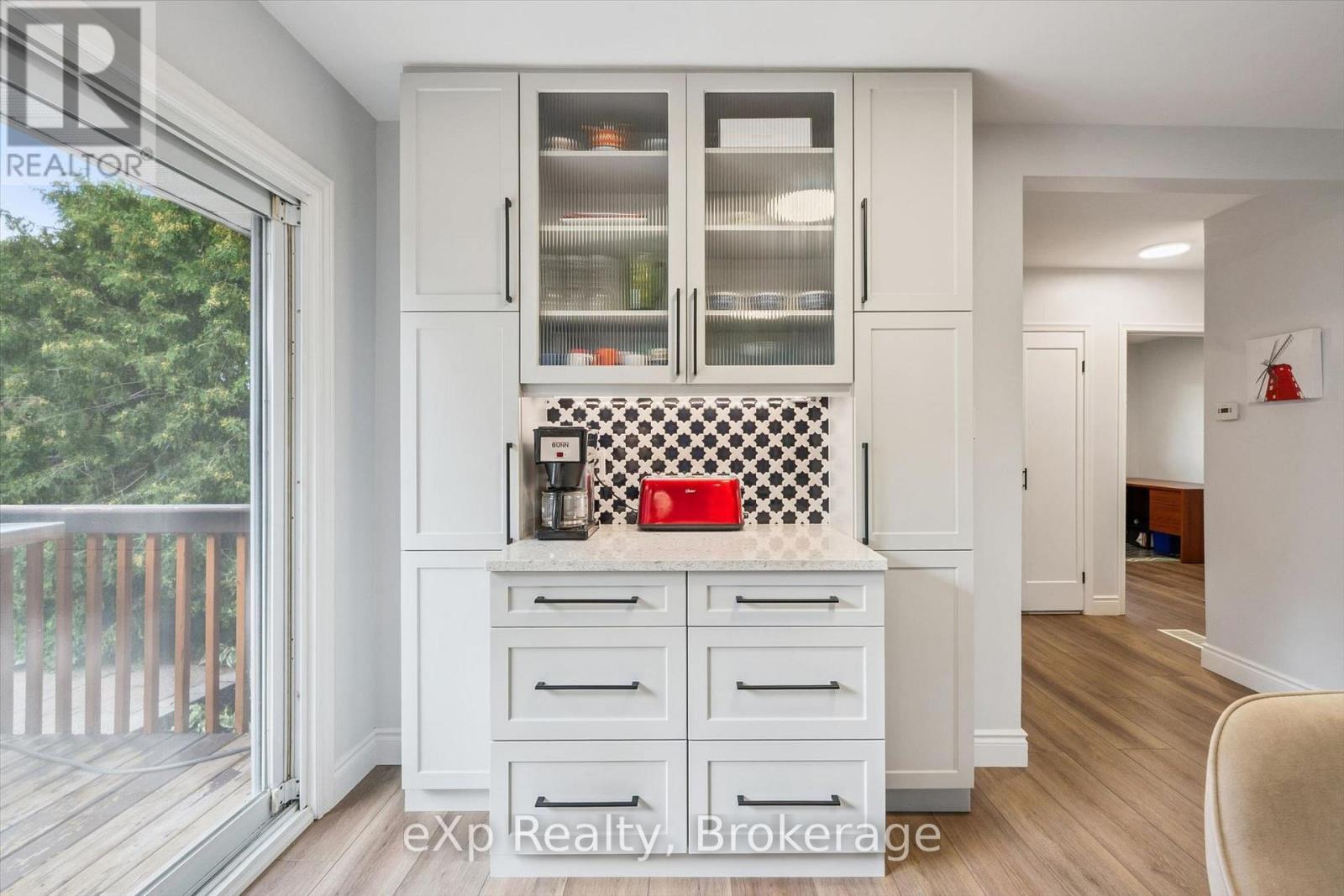 18 ELEANOR COURT - Image 10