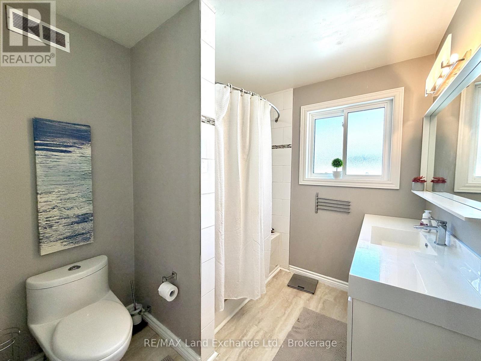 493 JOSEPH STREET - Image 14