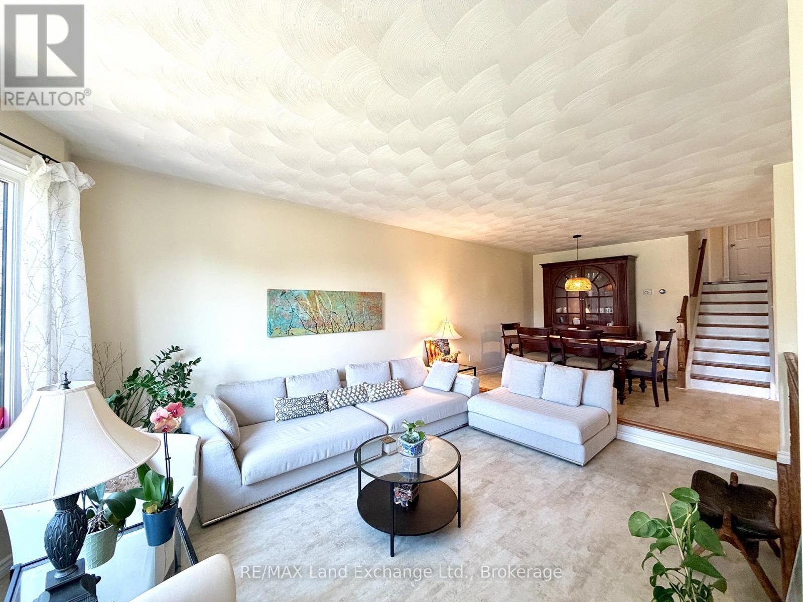 493 JOSEPH STREET - Image 4