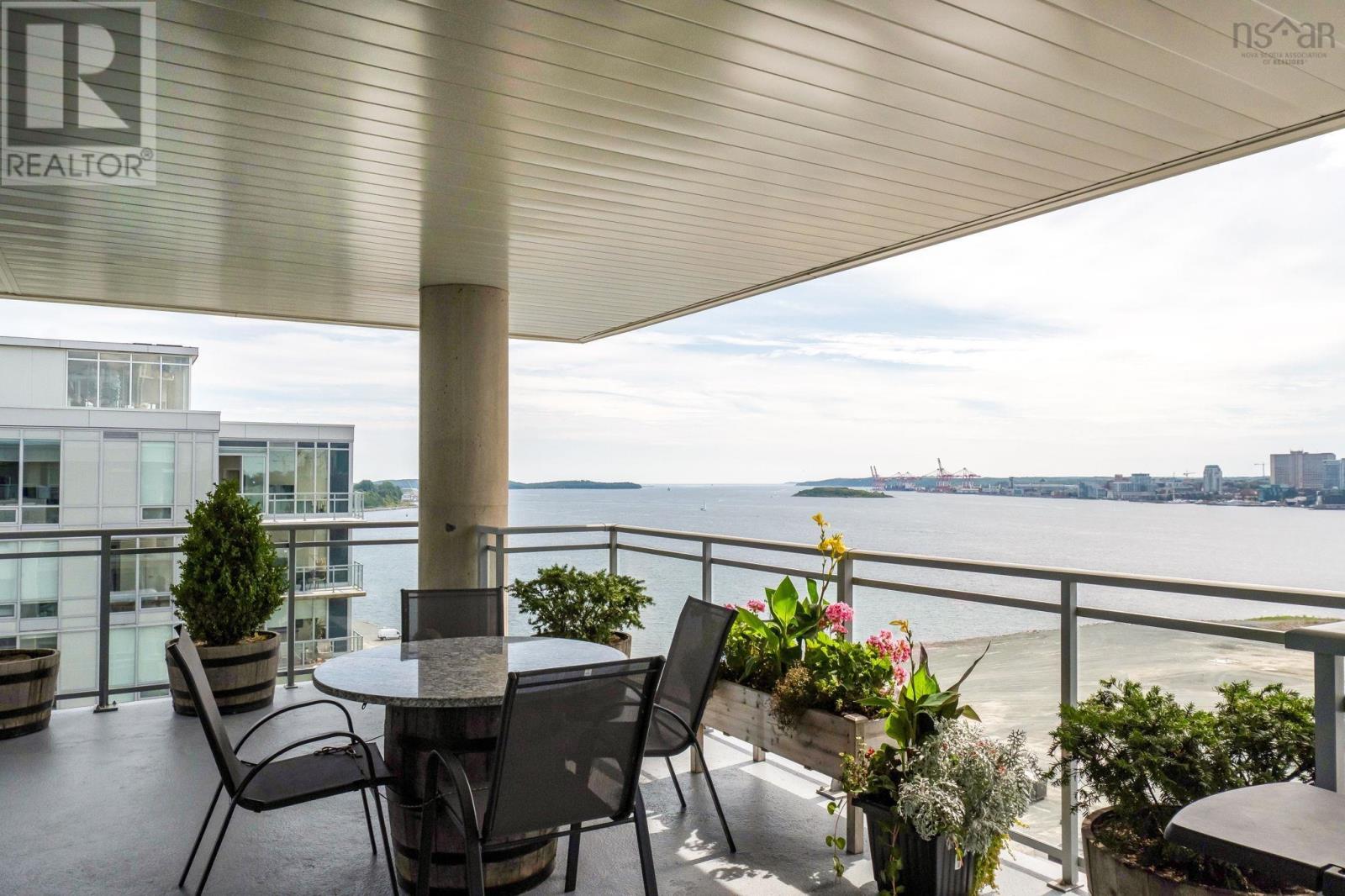 Property 30 of 52 of 1203 31 Kings Wharf Place
