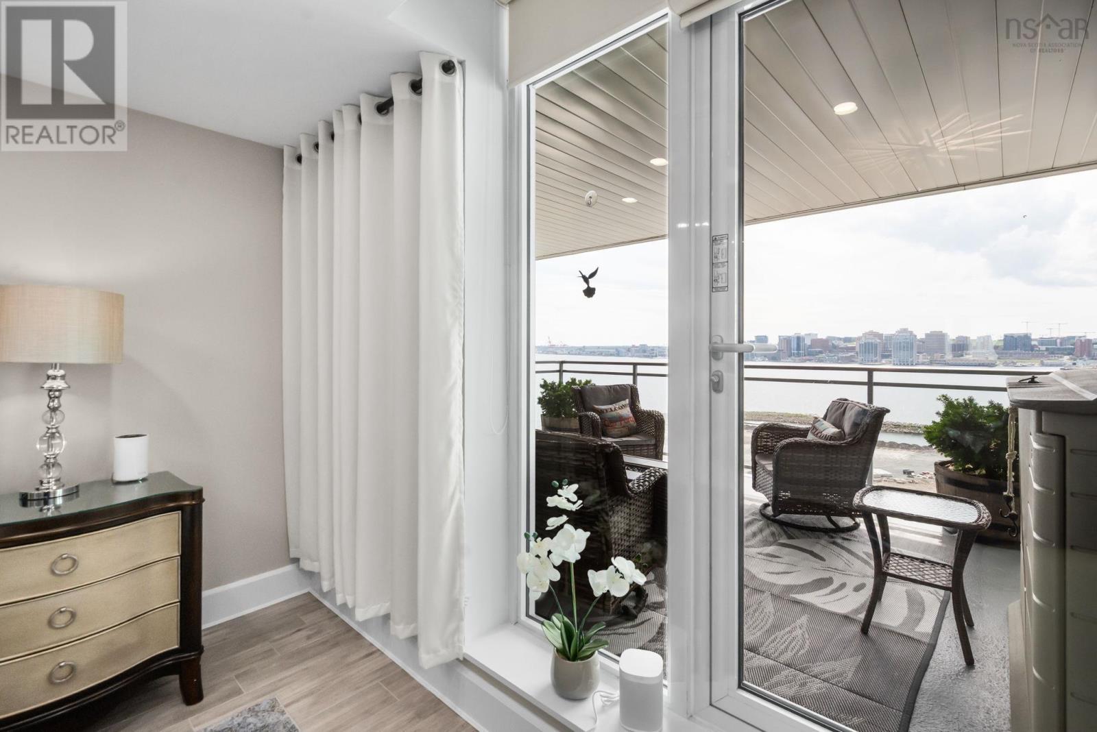 Property 24 of 52 of 1203 31 Kings Wharf Place