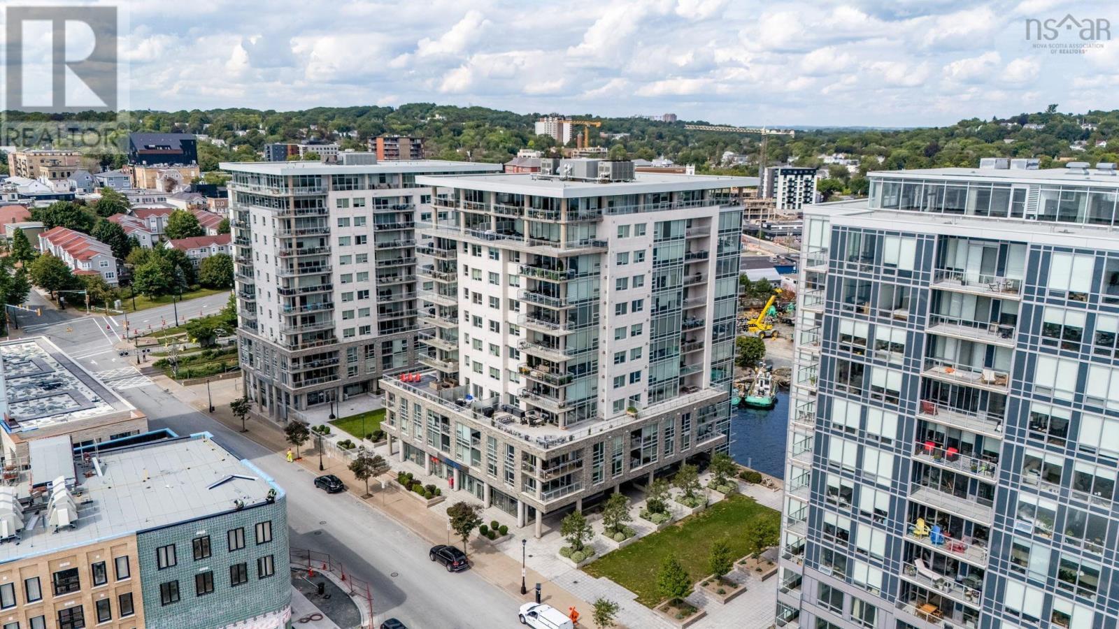 Property 31 of 52 of 1203 31 Kings Wharf Place