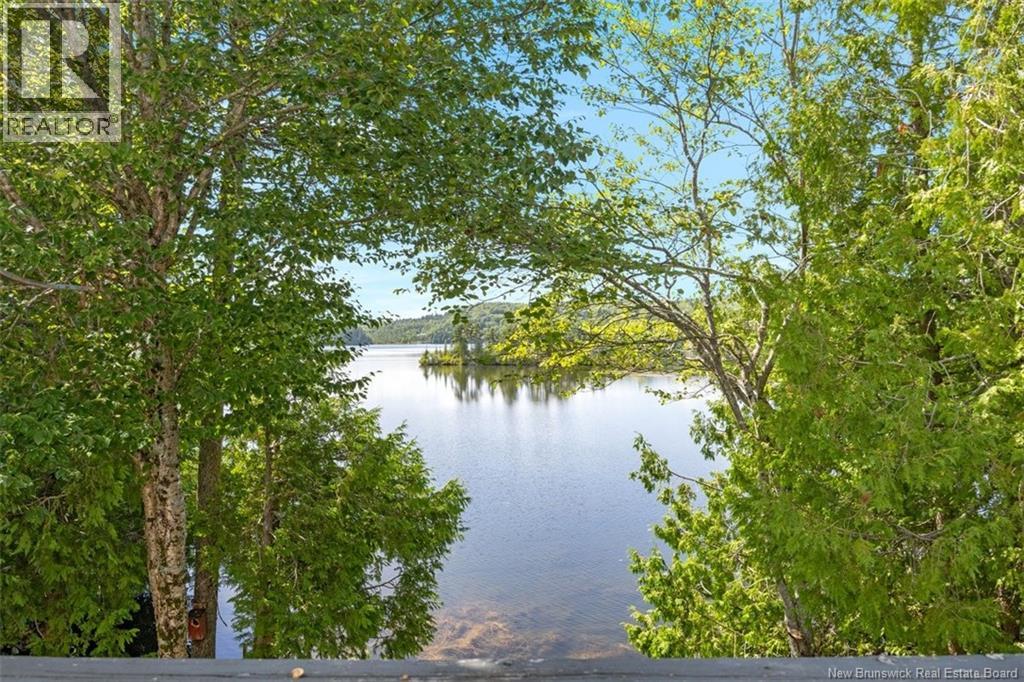 3 Watercrest Road - 42