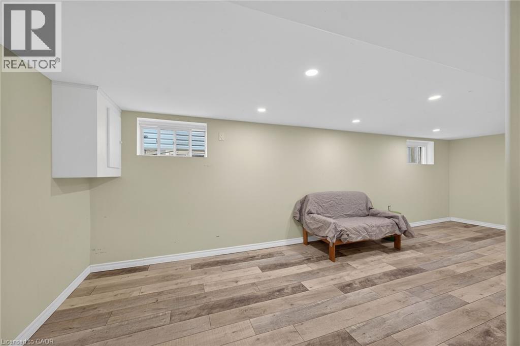190 CAMPBELL Avenue - 17