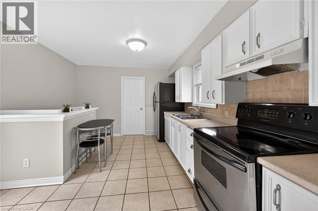 190 CAMPBELL Avenue - Image 13