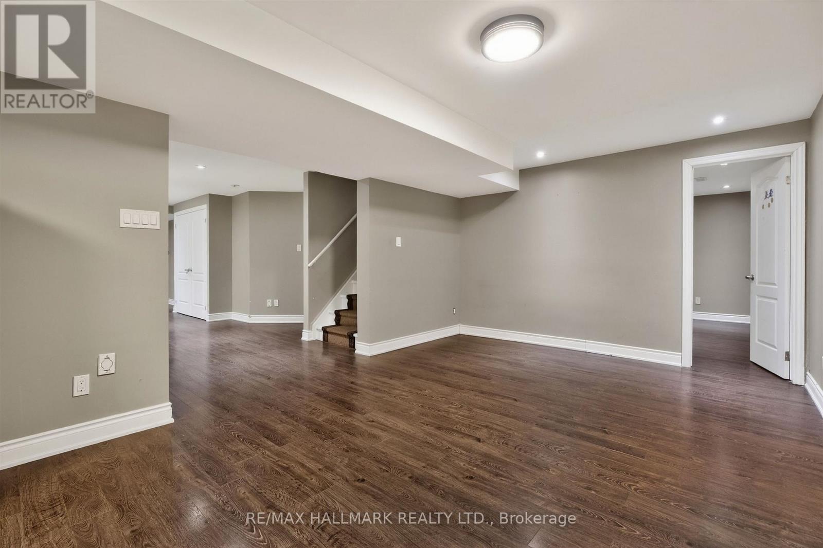 99 ROYAL WEST DRIVE - Image 35