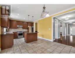 Bedroom 3 - 99 Royal West Drive, Brampton, ON L6X0Z8 Photo 11