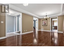 Family room - 99 Royal West Drive, Brampton, ON L6X0Z8 Photo 7