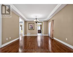 Laundry room - 99 Royal West Drive, Brampton, ON L6X0Z8 Photo 8