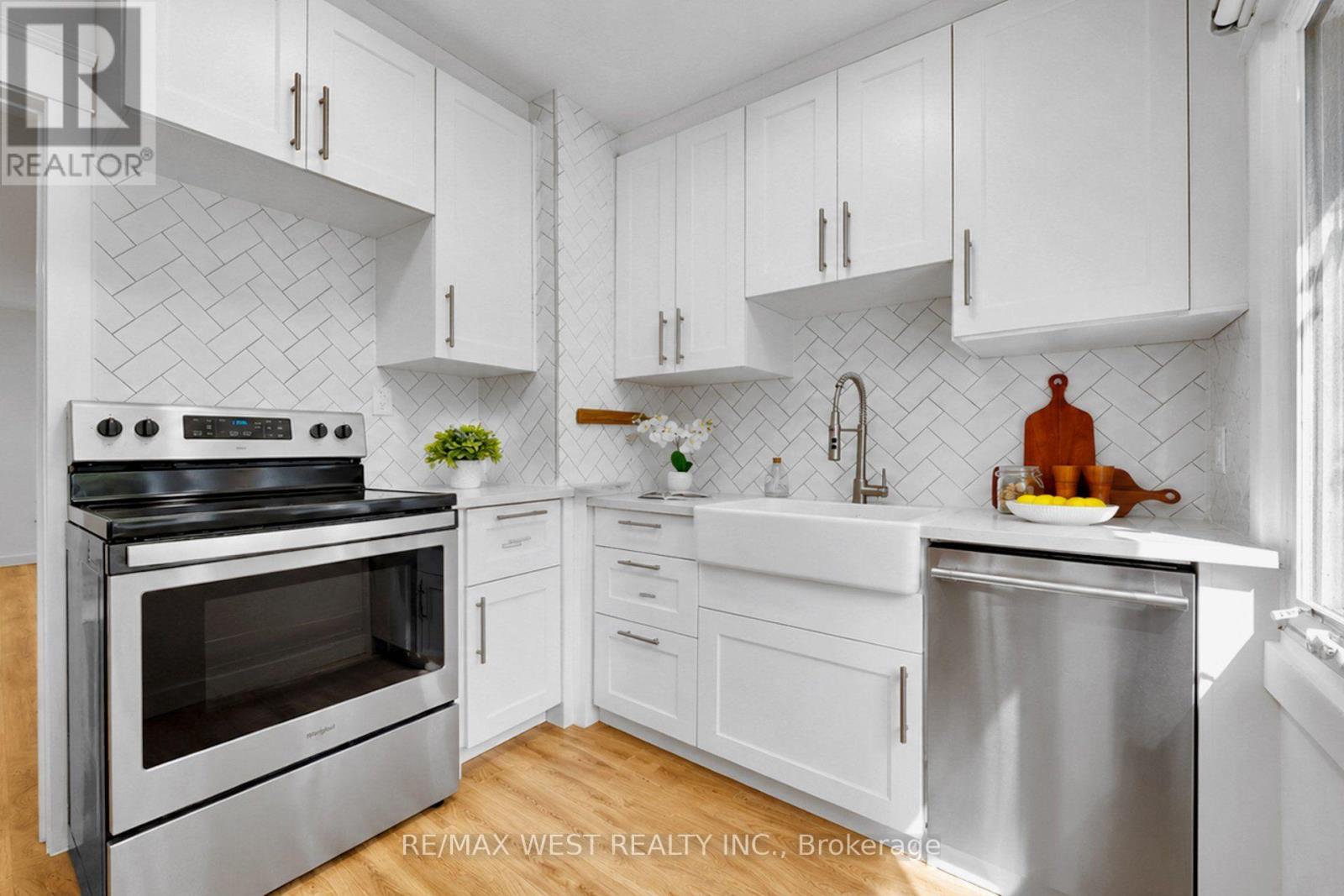 59 BRANSTONE ROAD - 16