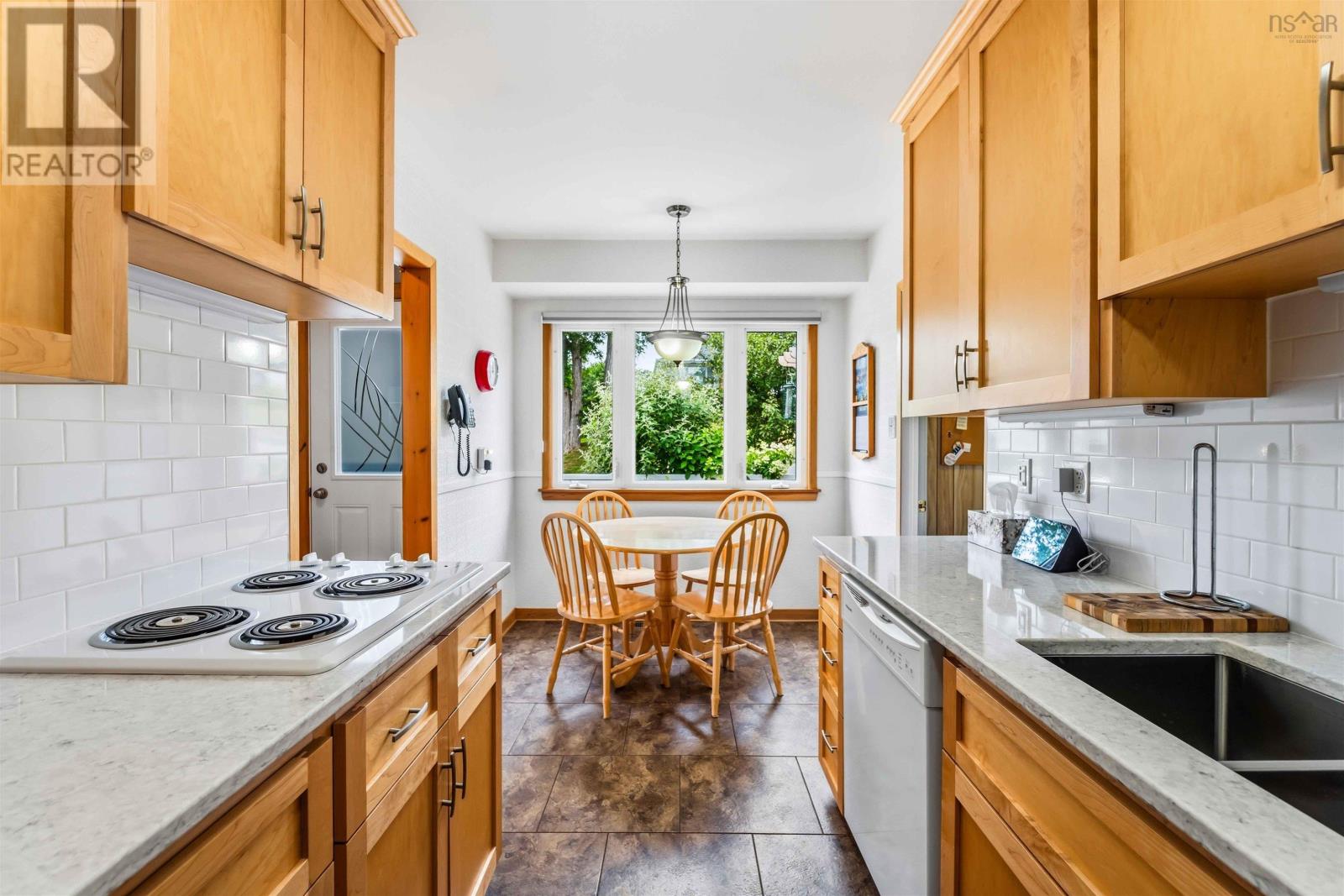 Property 13 of 45 of 90 King Street