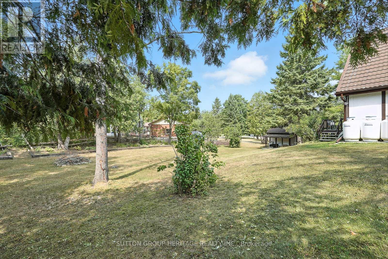 184 PIRATES GLEN DRIVE - Image 31