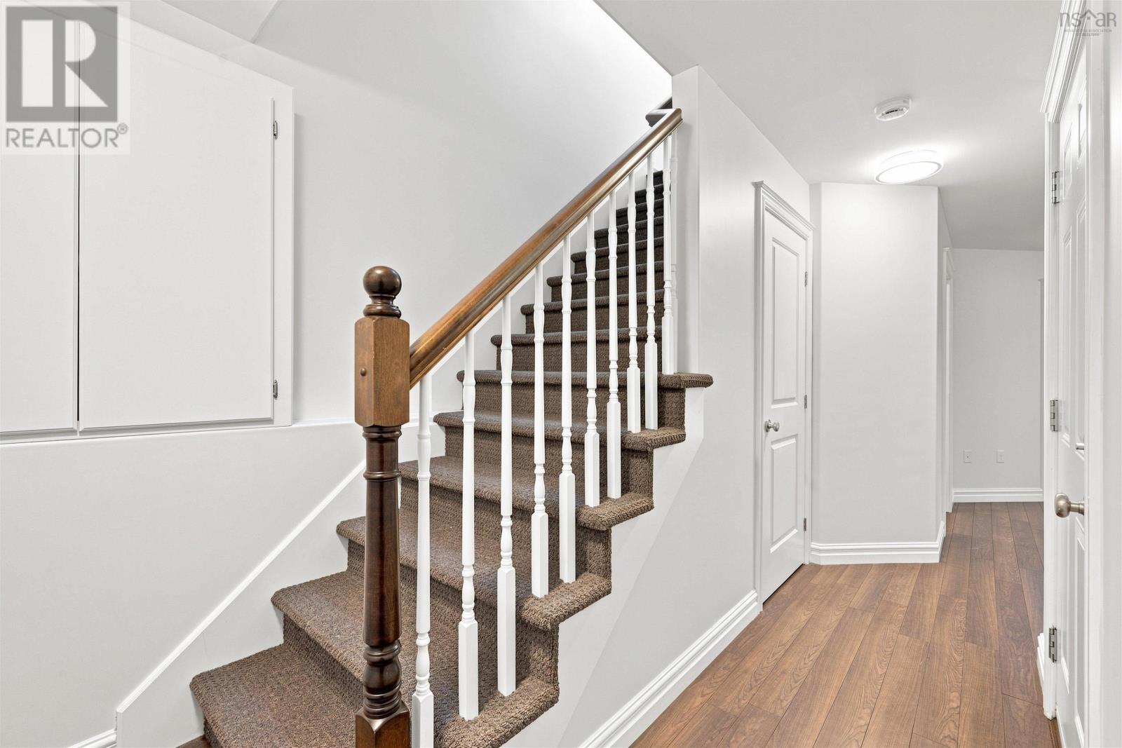 Property 35 of 51 of 42 Lasalle Court