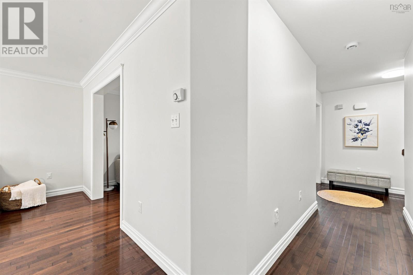Property 7 of 51 of 42 Lasalle Court