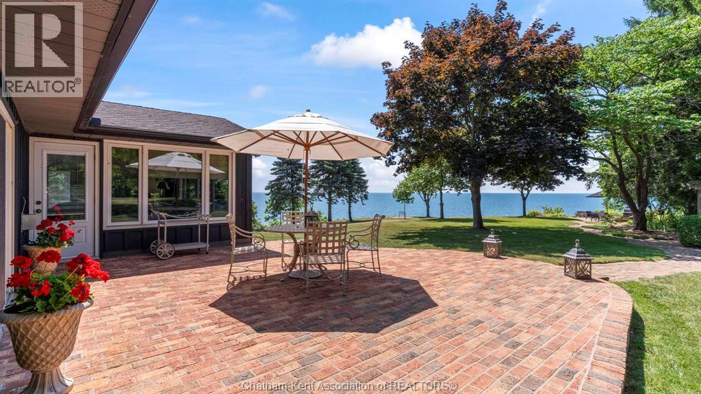 7678 TALBOT TRAIL West - 43