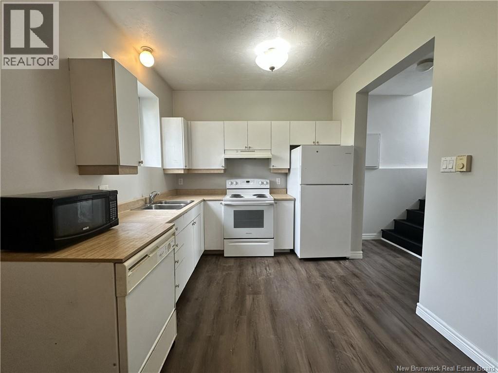 44-46 Theriault Street - Image 26