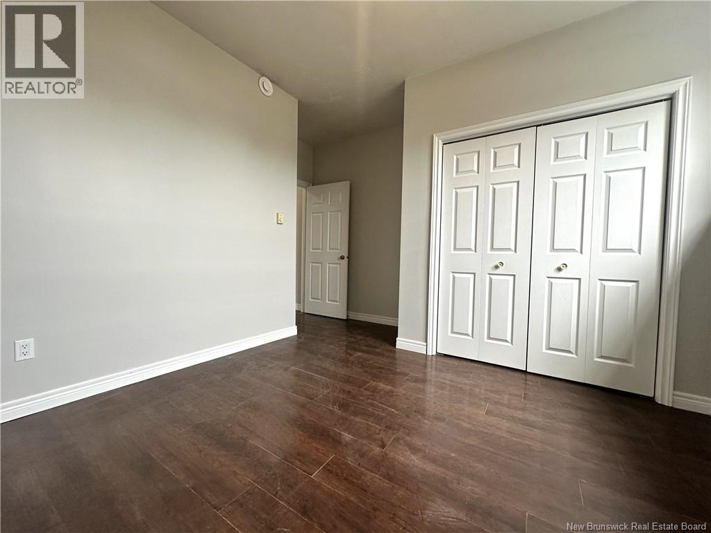 44-46 Theriault Street - 33