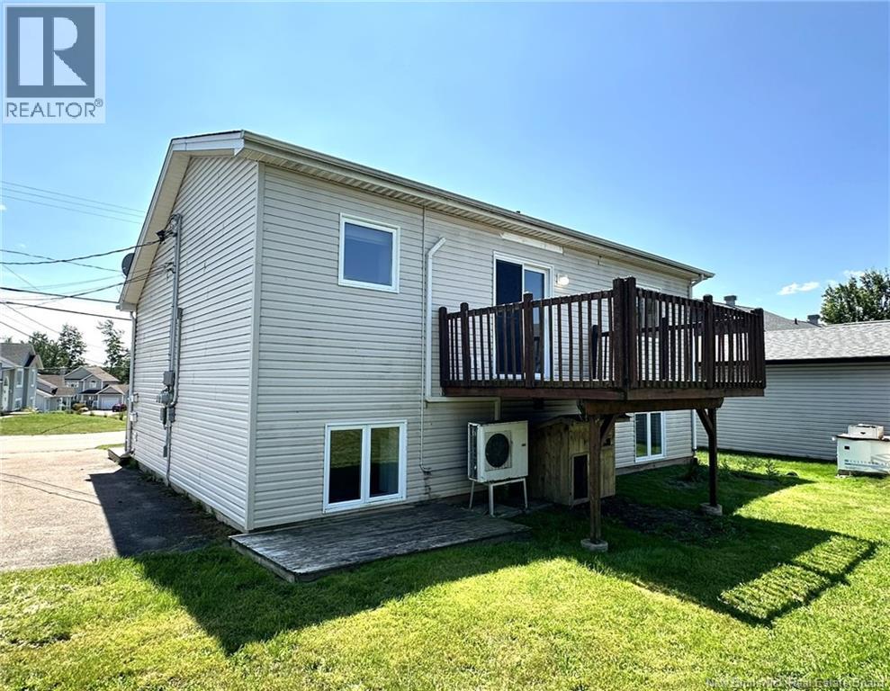 44-46 Theriault Street - Image 4