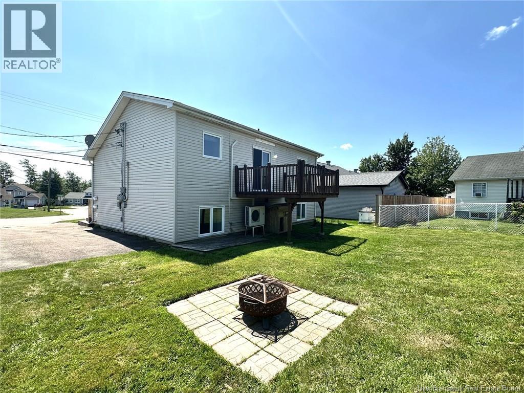 44-46 Theriault Street - Image 5