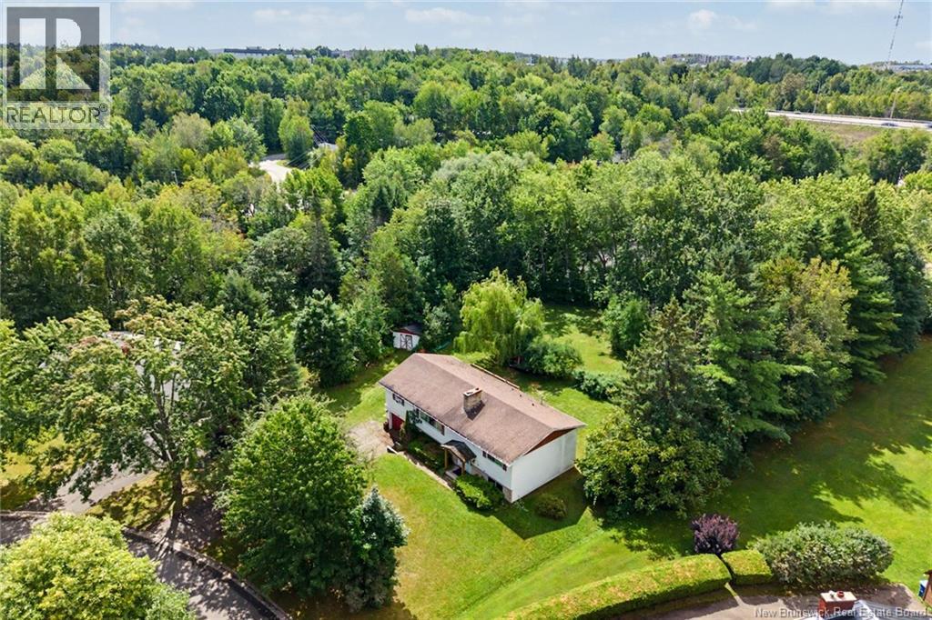 719 Glengarry Place - 3