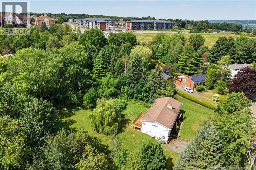719 Glengarry Place - 4