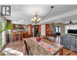 2pc Bathroom - 32 Sherwood Court, Chatham, ON N7M6L3 Photo 10