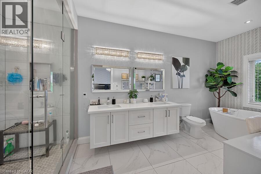 42 BLUENOSE Drive - Image 22