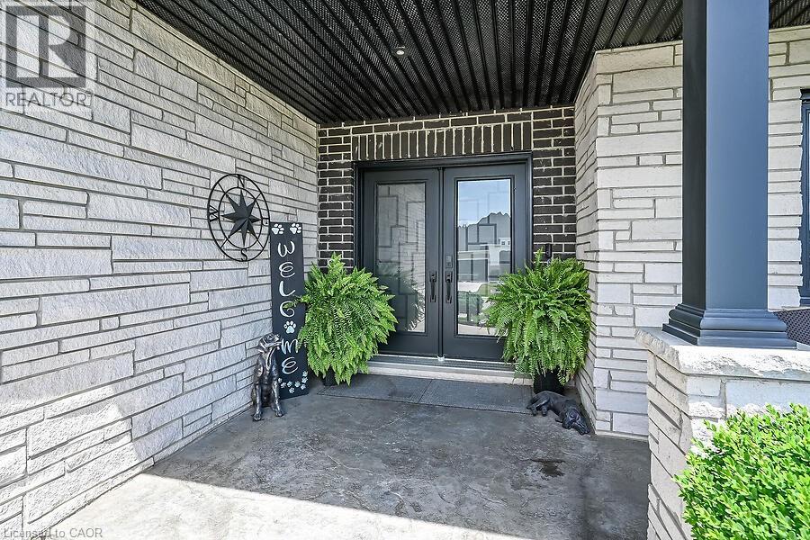 42 BLUENOSE Drive - 5