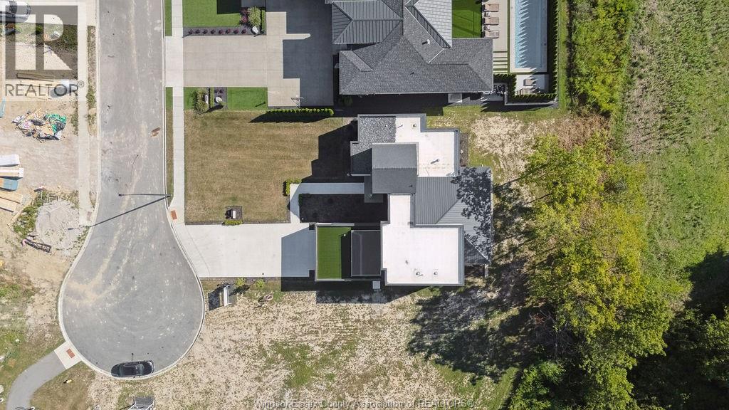 152 GRANDVIEW AVENUE - 43