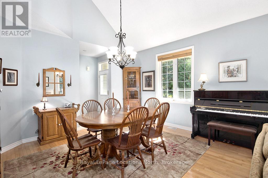 #24 110 NAPIER STREET W - Image 12