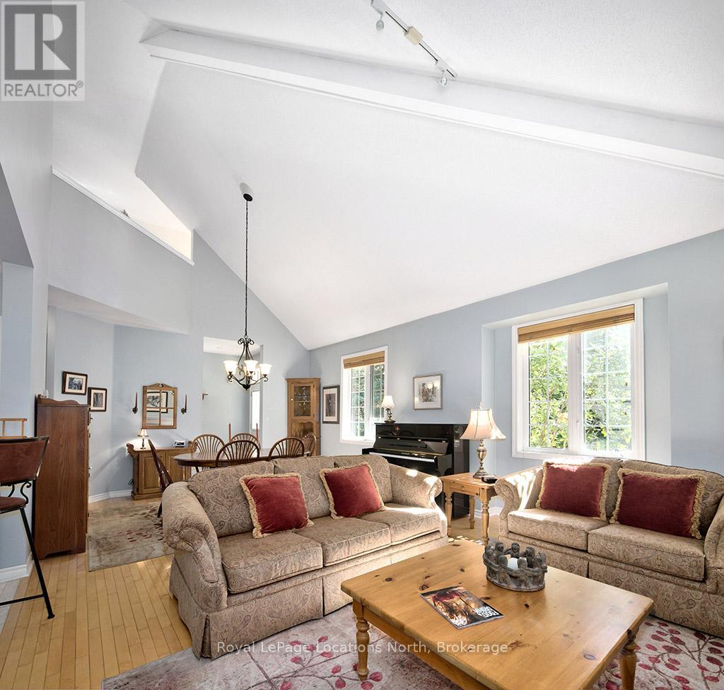 #24 110 NAPIER STREET W - Image 9