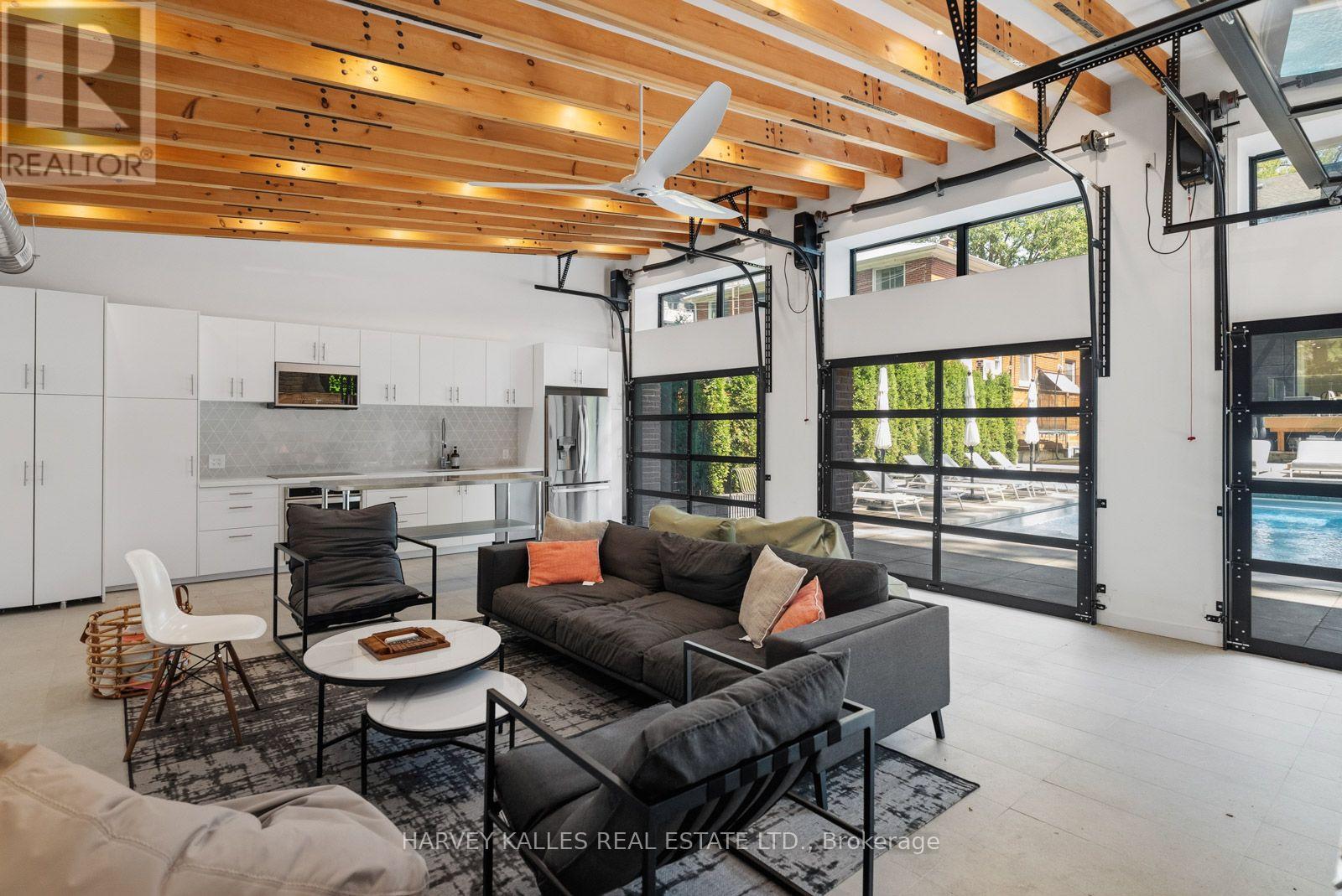 128 LYNDHURST AVENUE - Image 41