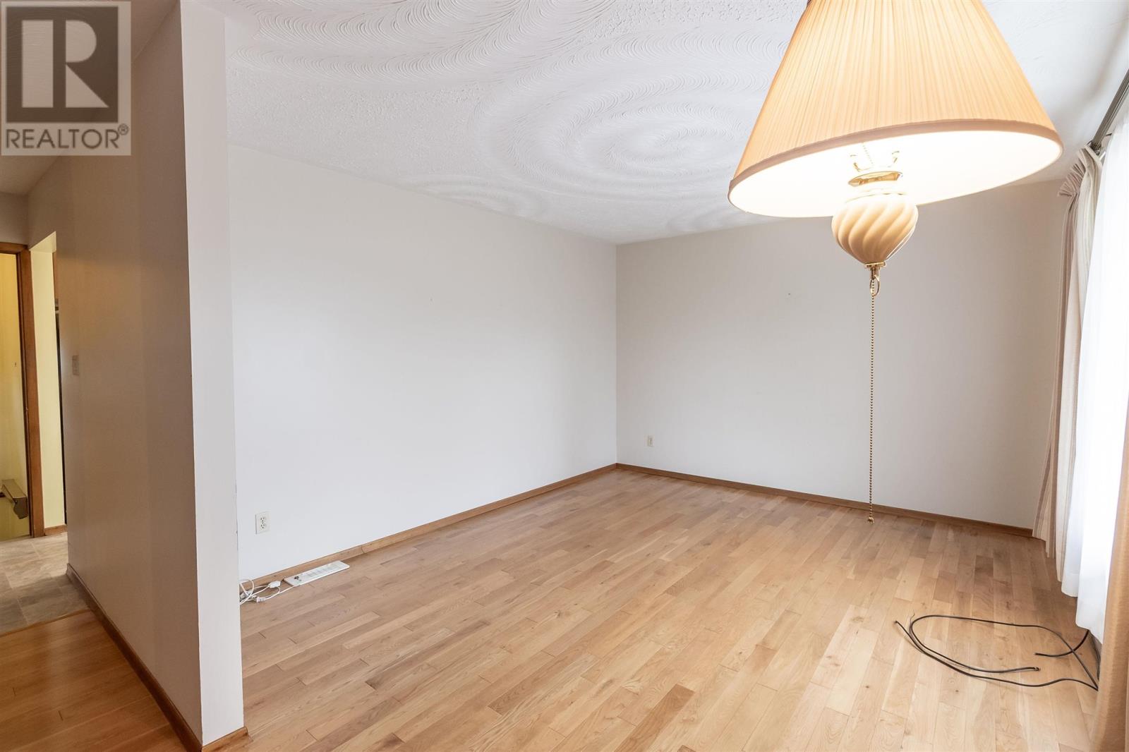 58 Chippewa ST - 5