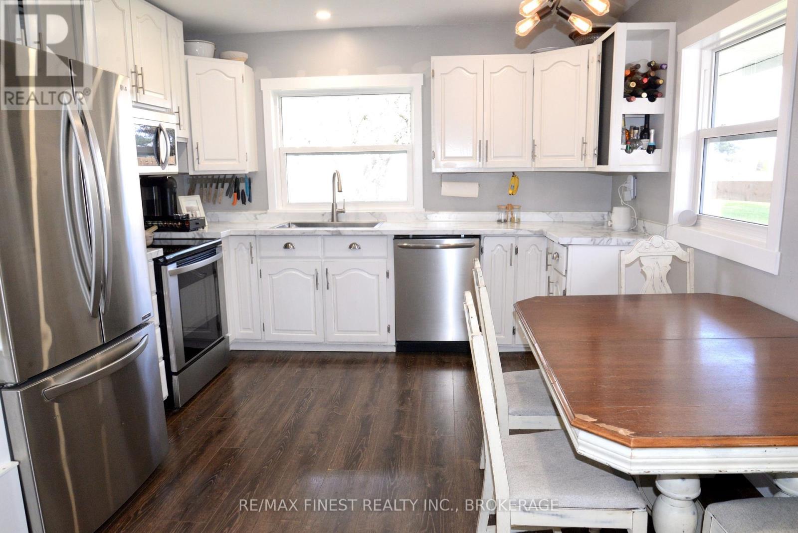 3616 PERTH ROAD - Image 15