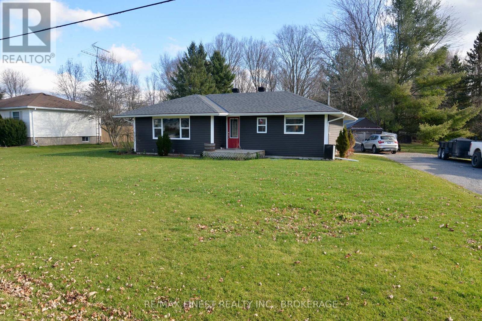 3616 PERTH ROAD - 2