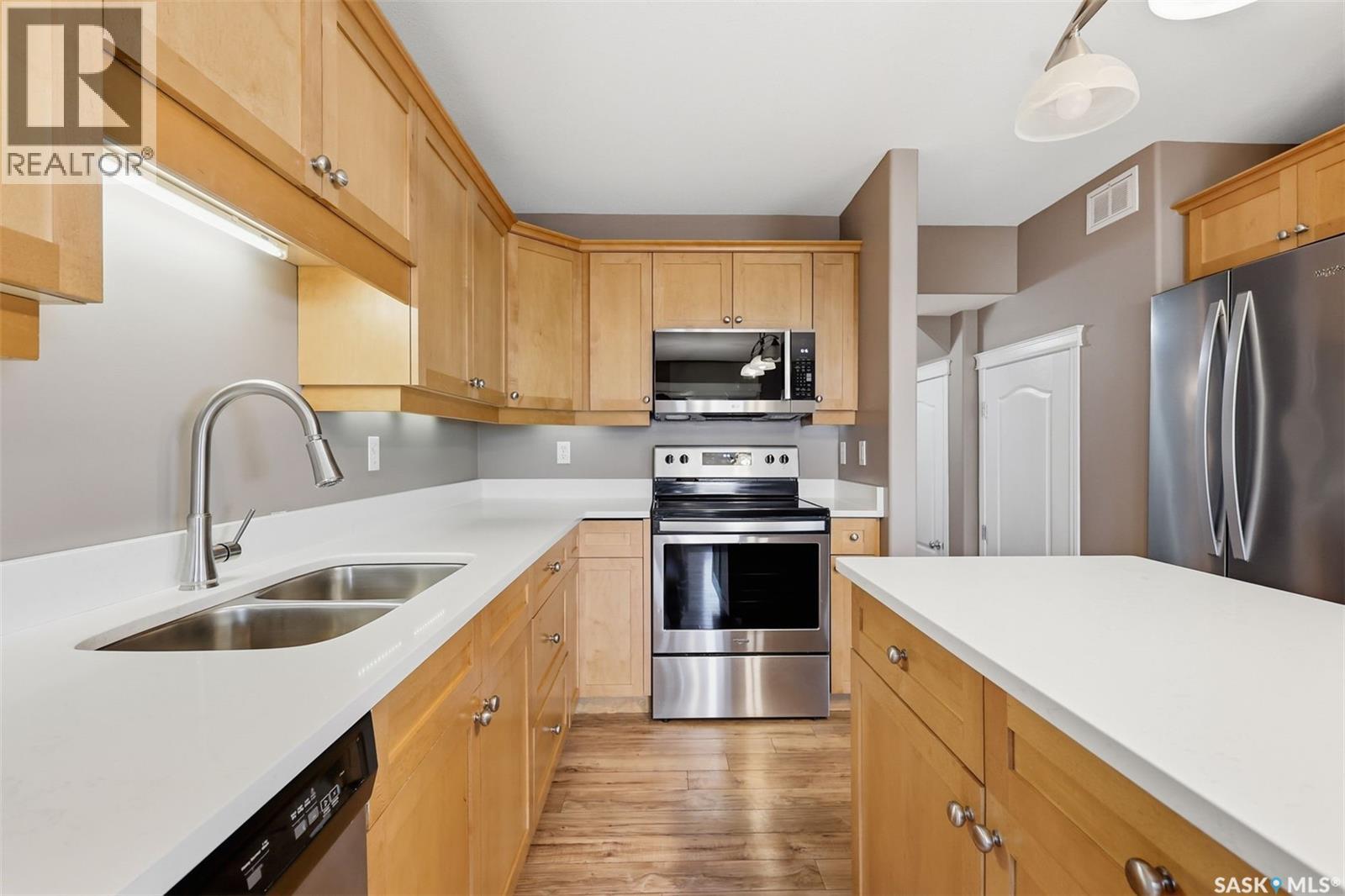 #7 110 Dulmage CRESCENT - 9
