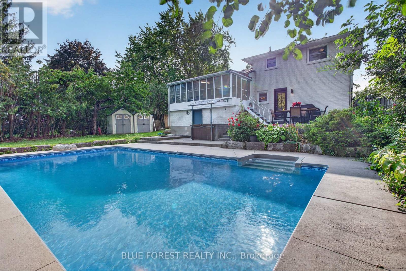 102 ODESSA AVENUE - 21