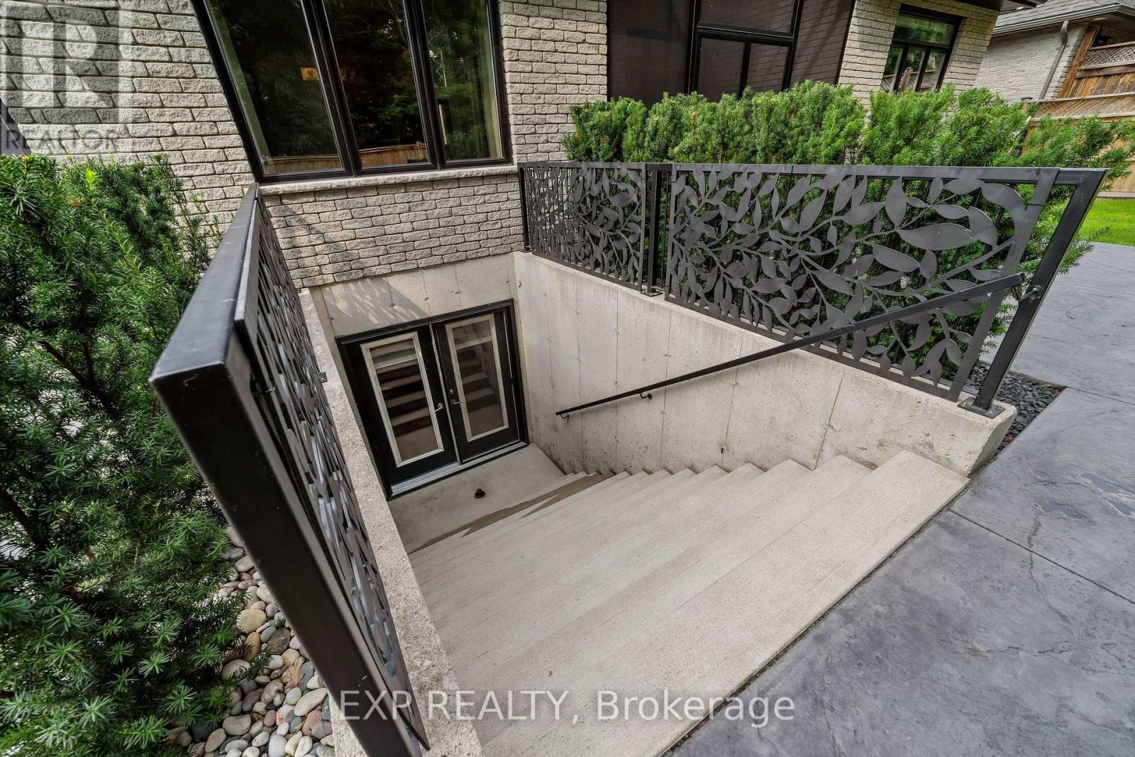 61 ASHBY CRESCENT - Image 43