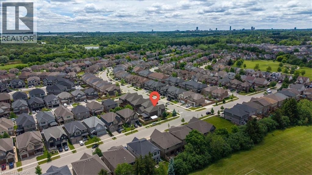 275 FALCONRIDGE Drive - 40